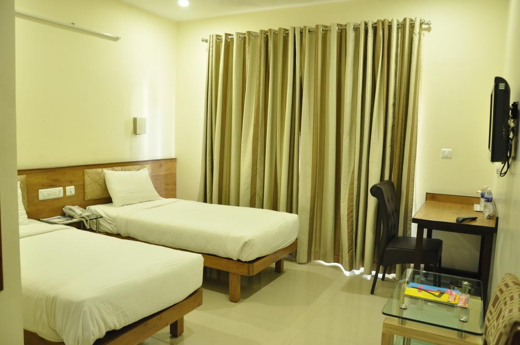 La Hospin Hotel Rājahmundry Quarto foto